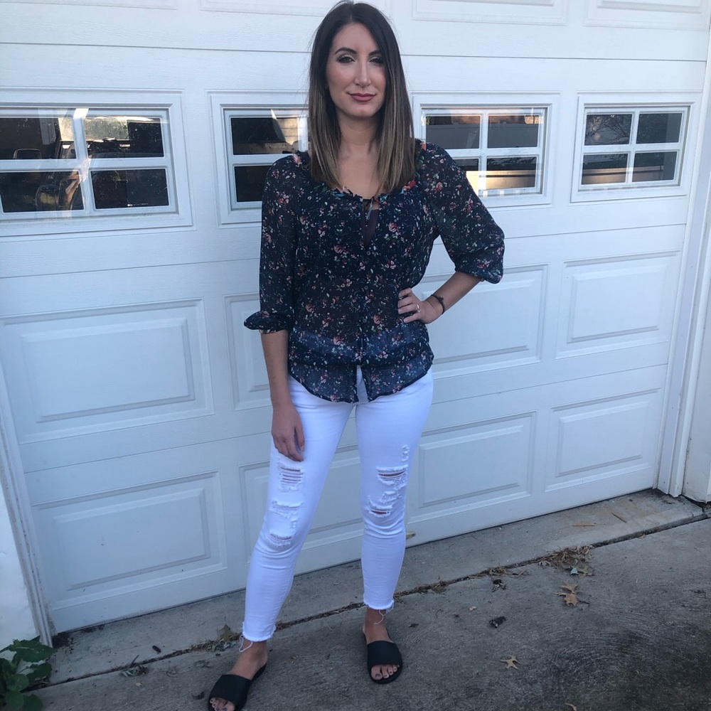 A&F floral print top